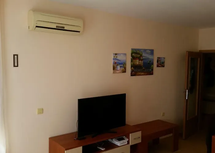 Апартамент Aqua Dreams - New Wifi Свети Влас